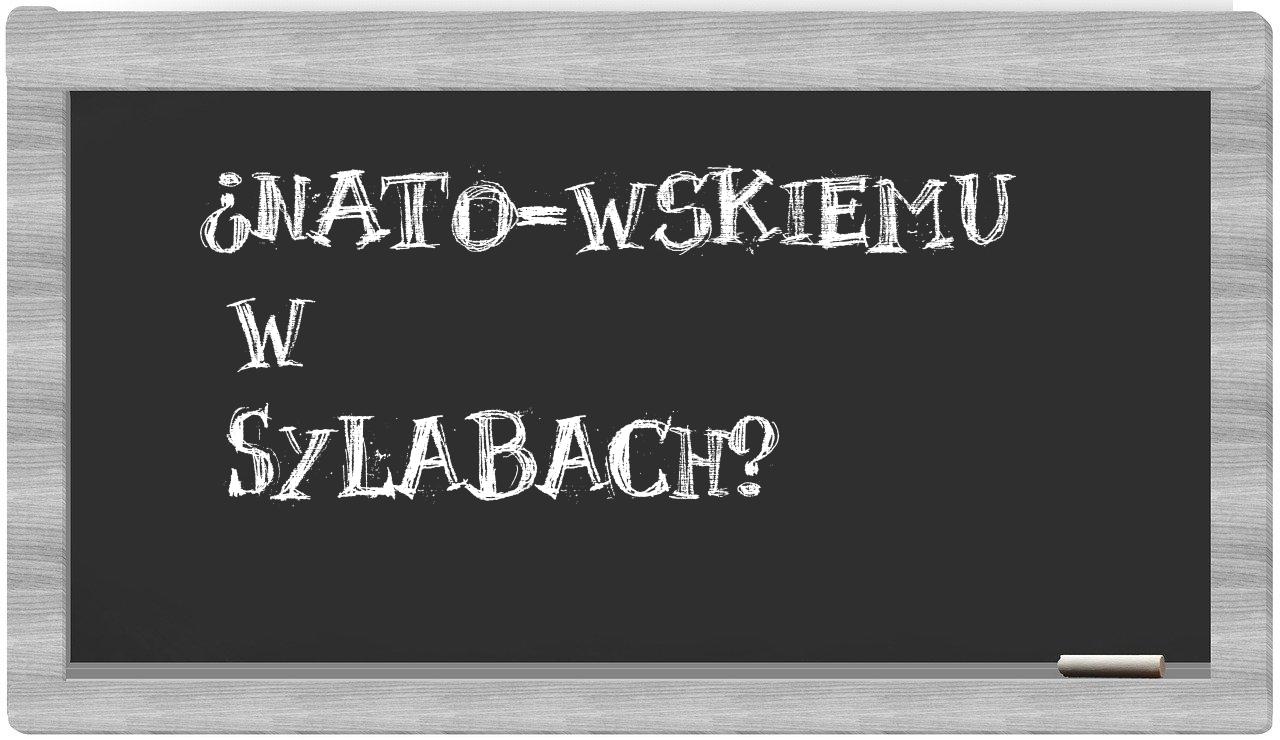 ¿NATO-wskiemu en sílabas?